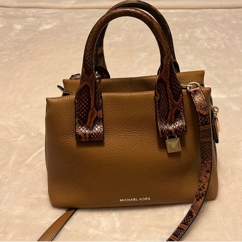 MICHAEL KORS small Rollins purse